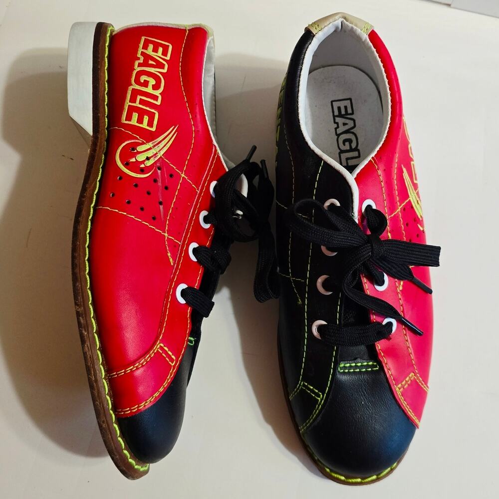 EAGLE RENTAL Bowling Shoes Black, Red & White Green Stitching Men 6 Women 7.5